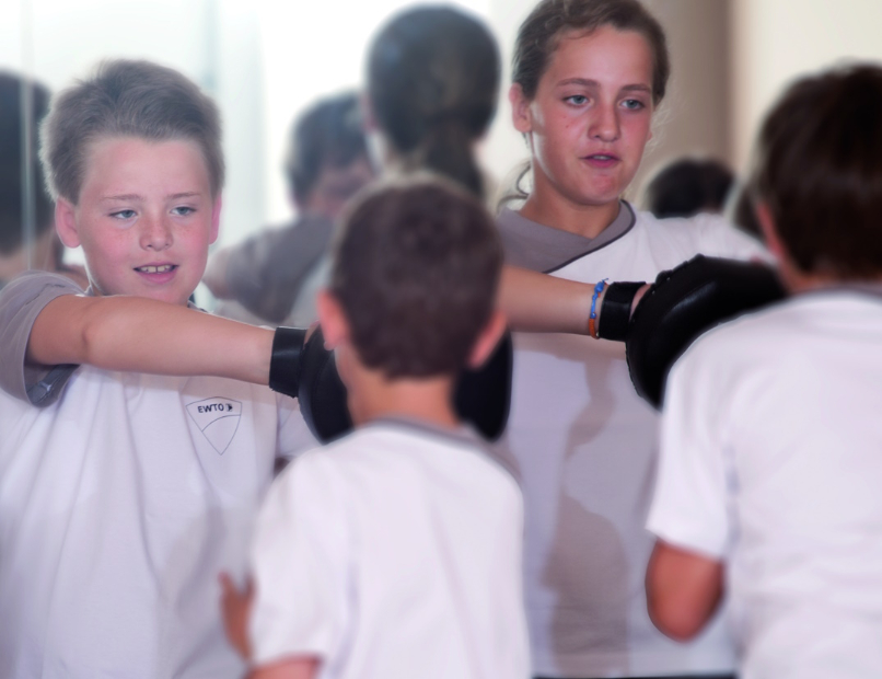 WingTsun Schule Dornbirn, Wolfgang Stademann, Selbstverteidigung, EWTO, Trainingszeiten, Schnuppertraining, Prade Wohnbau